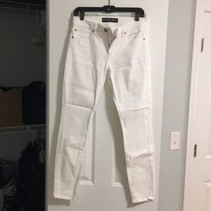 Express jean leggings, color white, size 6